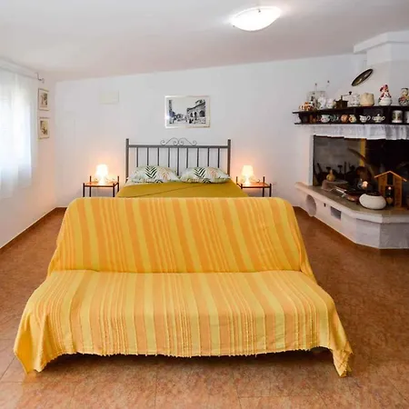 Apartamento 12 *