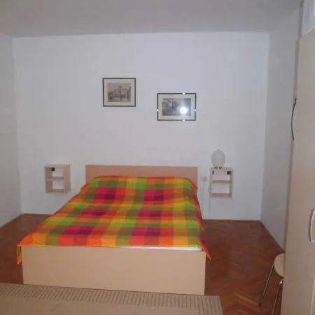 Apartamento 12